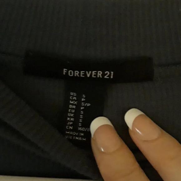 Forever 21 Sexy Choker Ribbed Long Sleeve … - Picture 5 of 7